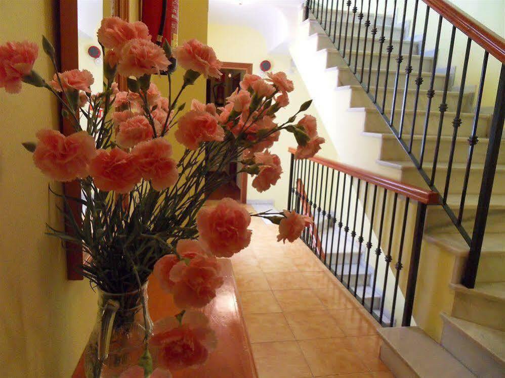 Hotel Marbella Фуенхірола Екстер'єр фото